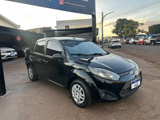 FORD FIESTA 1.6 SIGMA 16V FLEX 4P MANUAL FORD FIESTA 1.6 SIGMA 16V FLEX 4P MANUAL